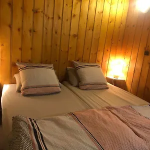 https://chalet-le-cordava.hotels-rhonealpes.com