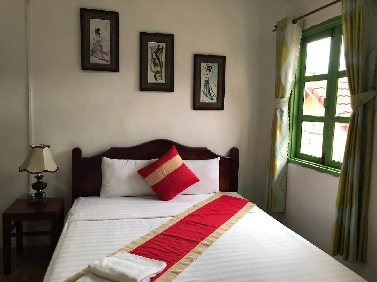Thavisouk Guesthouse Luang Prabang 2*,  Laos